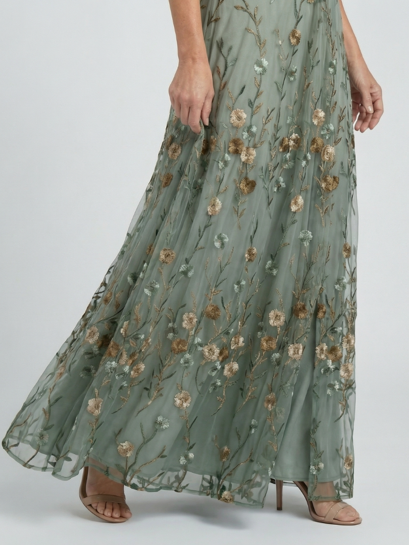 Selora | Vestido Maxi Fluido com Decote Halter