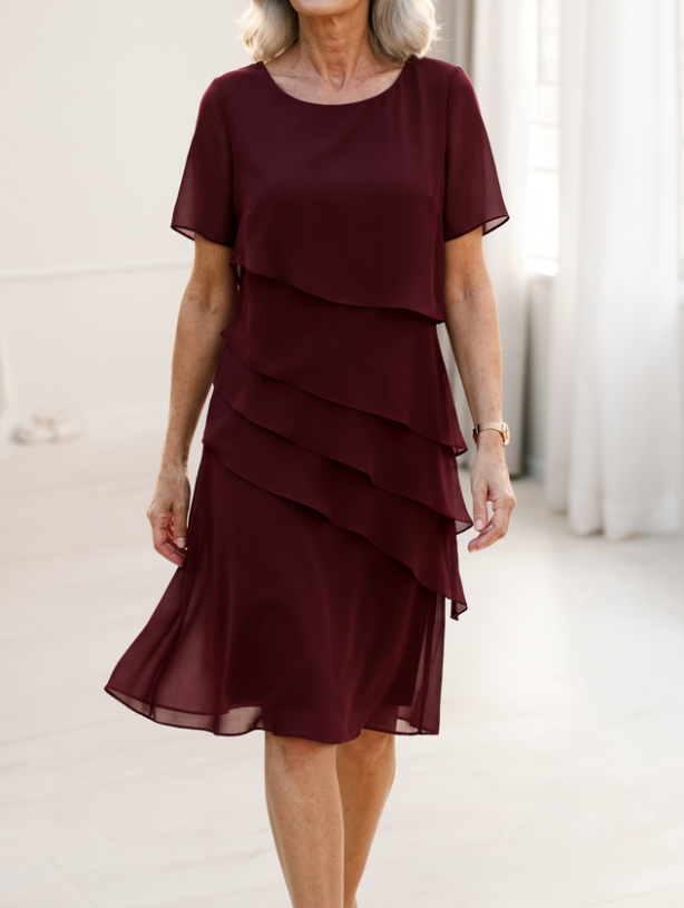 Júlia – Vestido elegante e fluido com volantes
