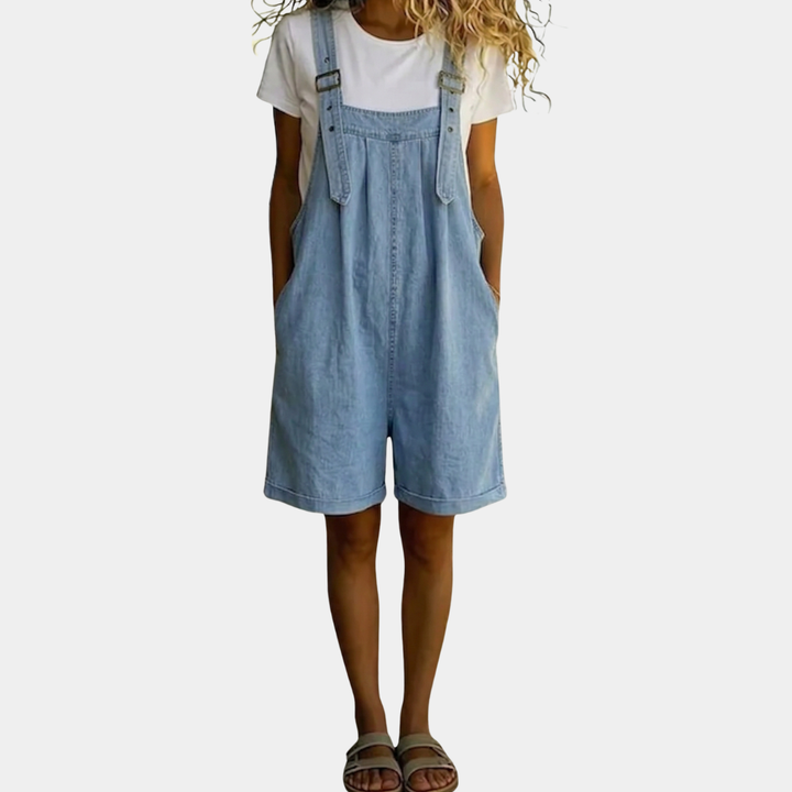 Clara | Macacão Curto em Denim Vintage Lavado em Algodão Suave Azul Claro