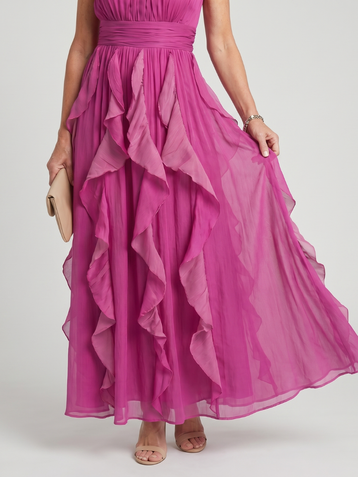 Orea | Vestido Maxi com Decote Alto e Camadas de Volantes
