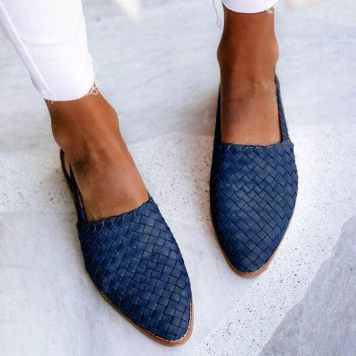 Arielle-Claire™ | Elegantes e Confortáveis Sandálias Planas Feitas à Mão
