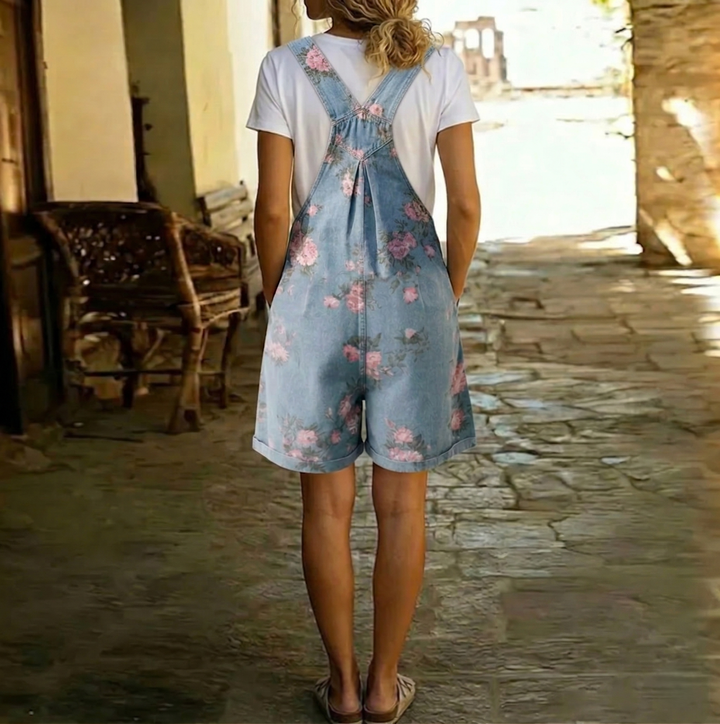 Judy | Macacão Floral em Denim Lavado Vintage com Toque de Algodão Macio