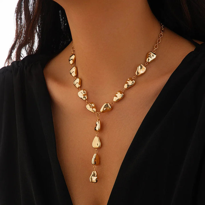 Colar Lariat Inspirado na Pedra Moderna