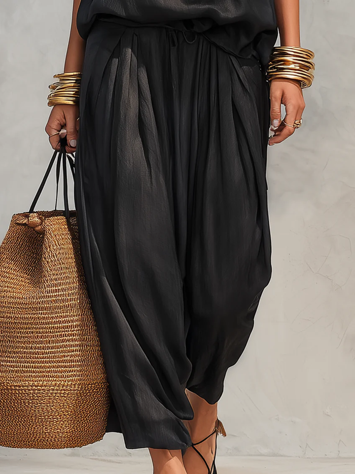 Serena- Conjunto de Top Halter e Calças Plissadas