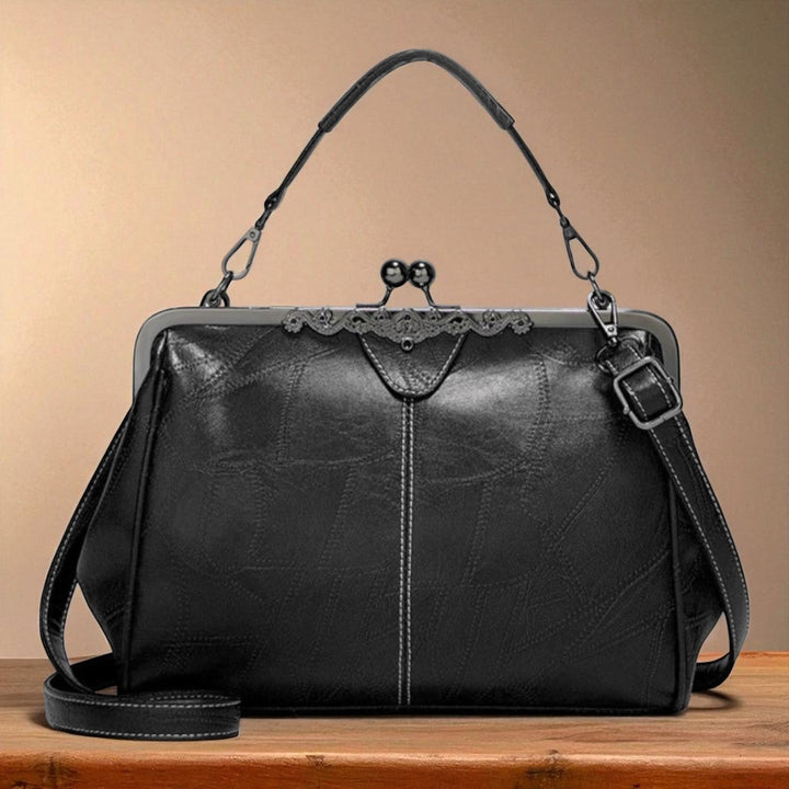 Bolso vintage com fecho a pressão