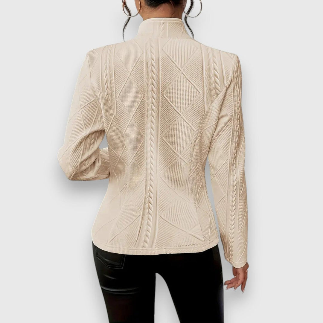 Loretta | Cardigan Texturizado com Botões à Frente