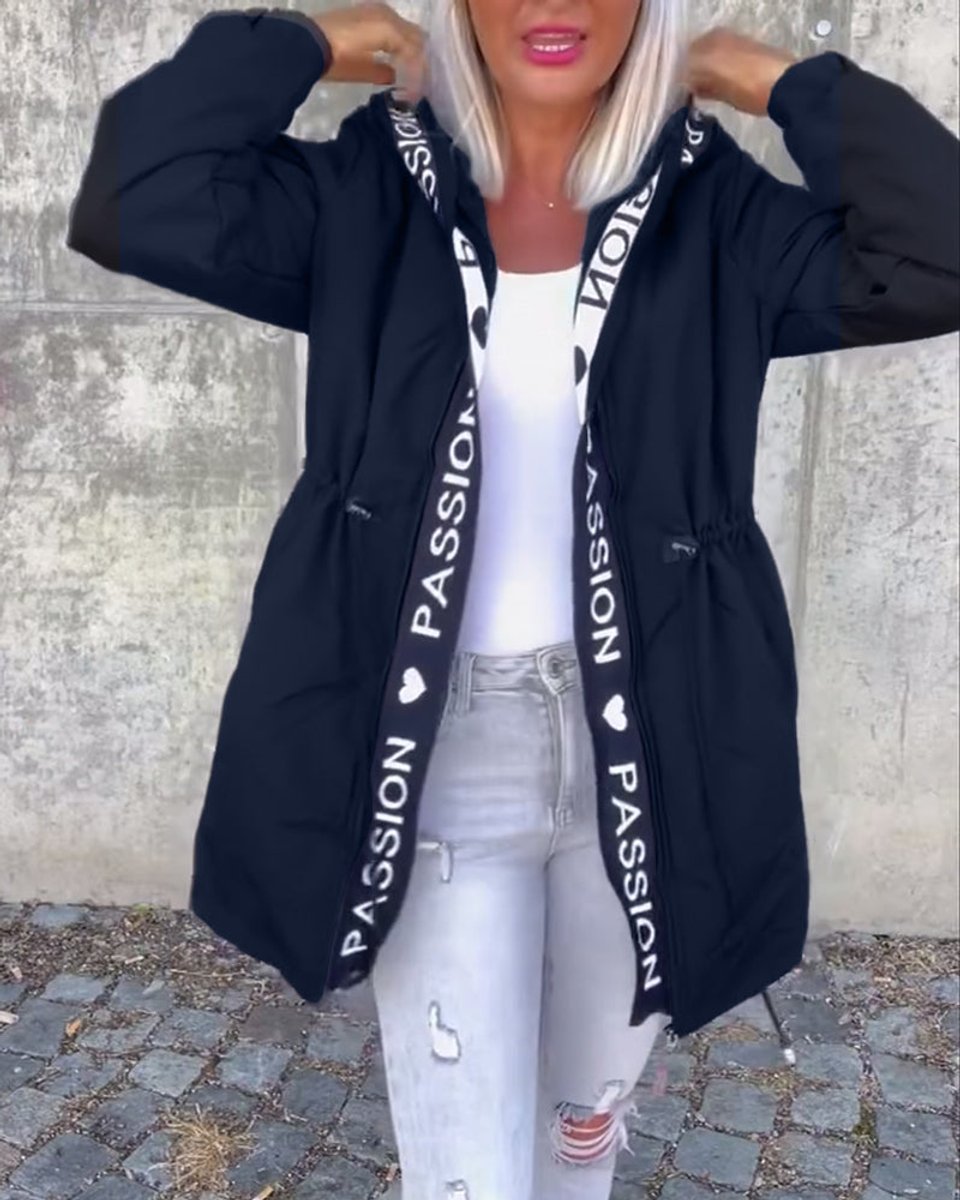 Camila | Parka Midi com Capuz e Cordão