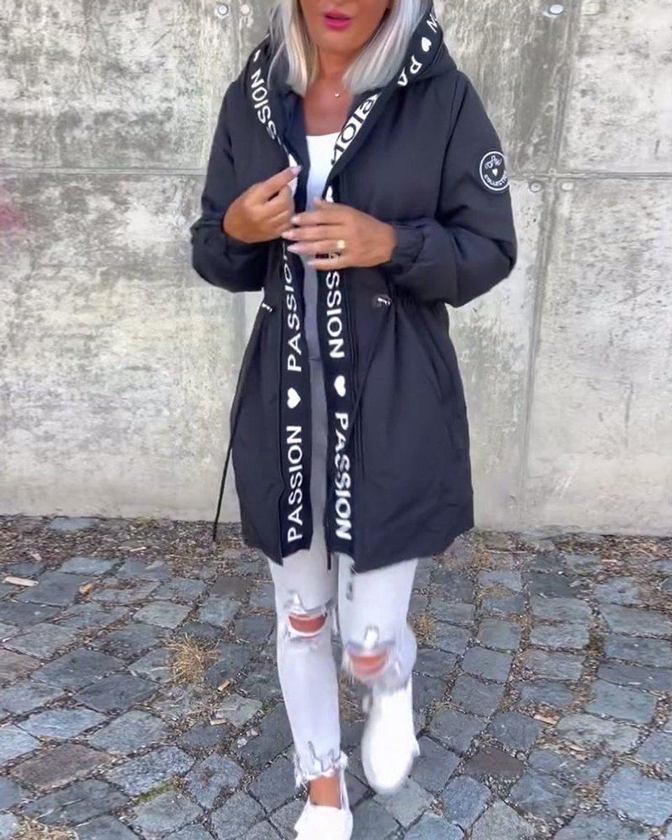 Camila | Parka Midi com Capuz e Cordão
