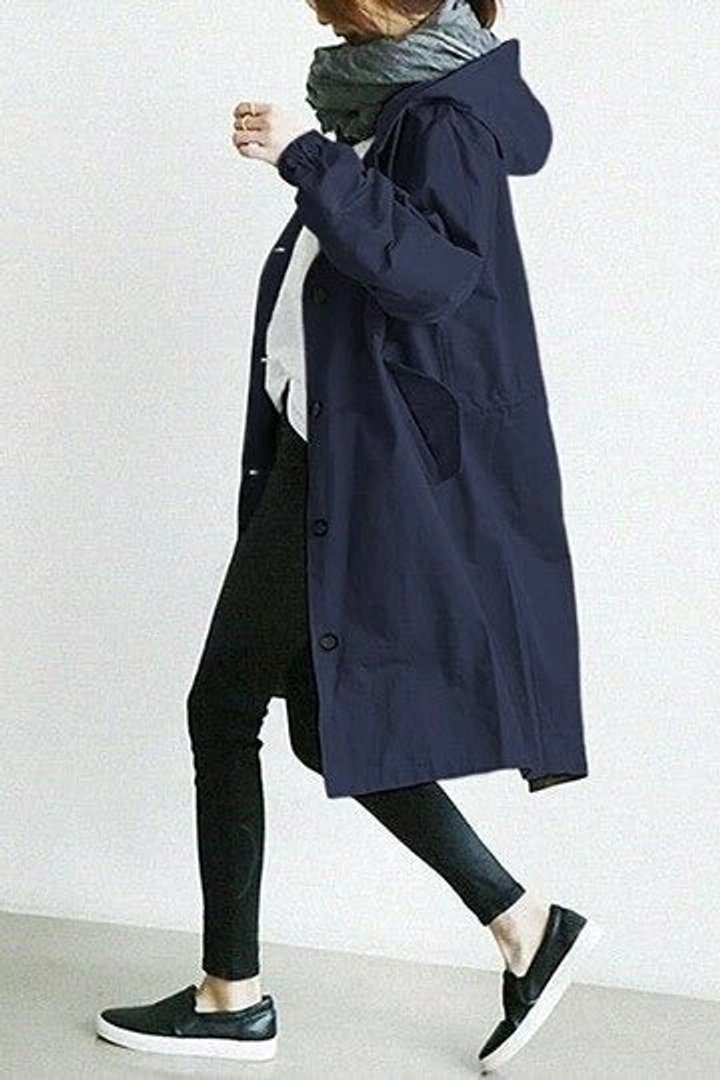 Maisie | Casaco Oversized com Capuz e Botões à Frente
