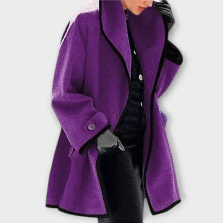 Flora | Casaco Oversized com Detalhes em Contraste